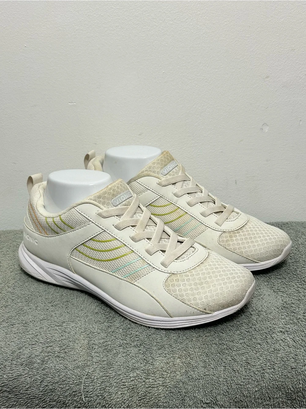 Vionic Ruvi Gored Lace Sneakers Cloud Womens Size 9